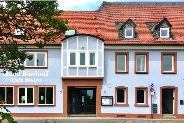 Hotel Bischoff Winnweiler Exteriör bild